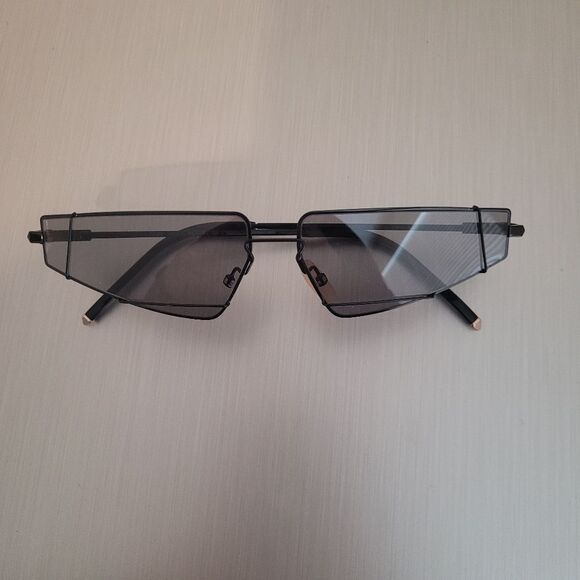 FENDI Geometric Black Narrow Tinted Sunglasses - Picture 1 of 16